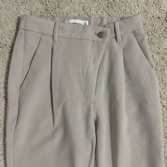 Khaki Dress Pants from Abercrombie - Picture 2 of 7